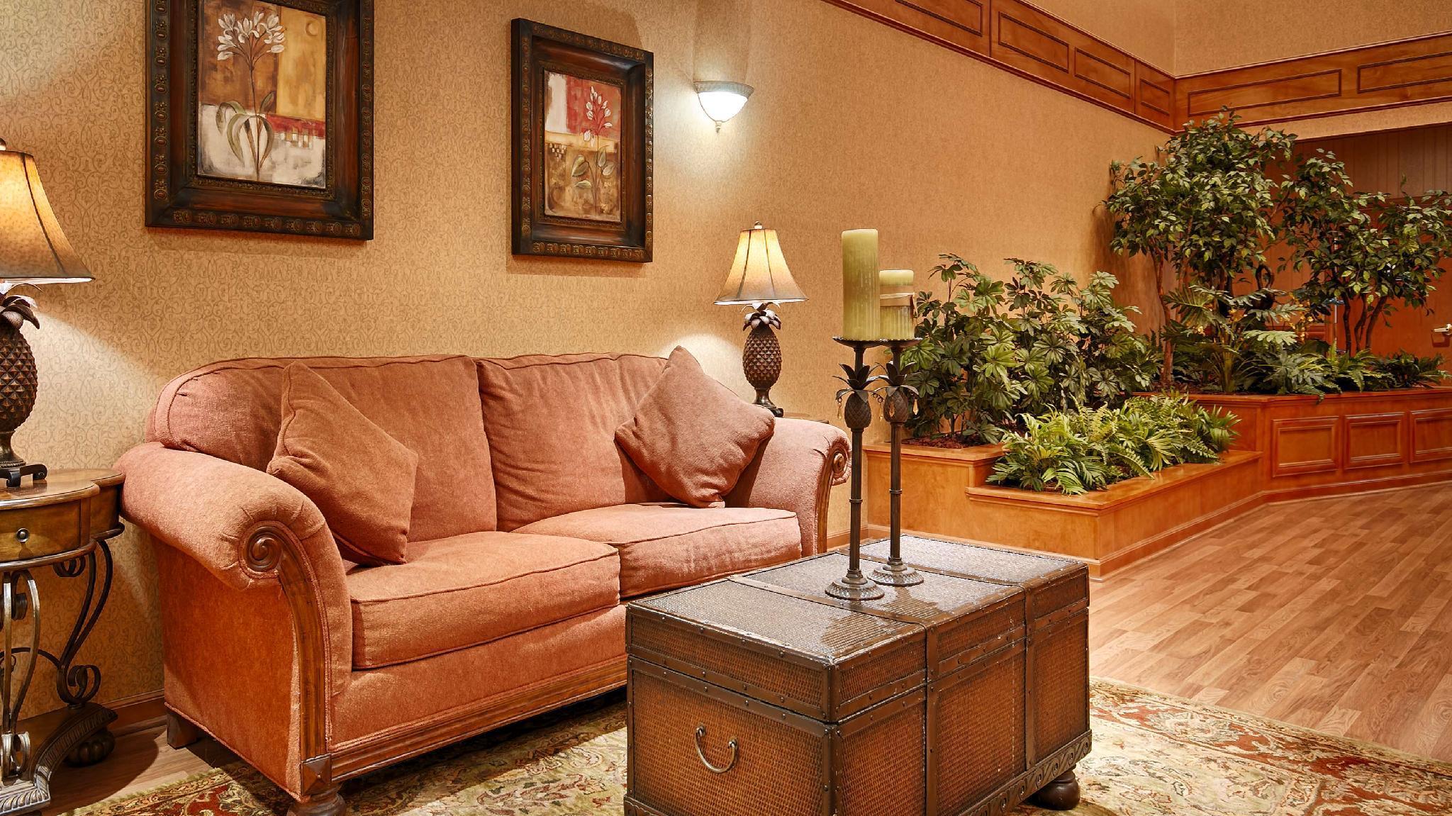 Best Western Plus Bradbury Inn And Suites Вейкросс Екстер'єр фото