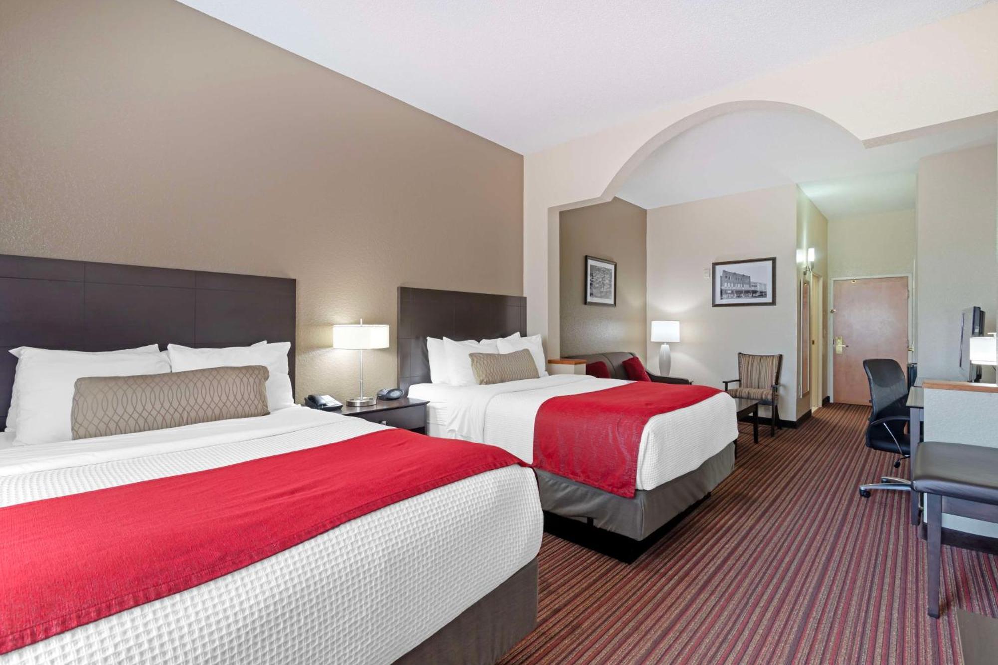 Best Western Plus Bradbury Inn And Suites Вейкросс Екстер'єр фото