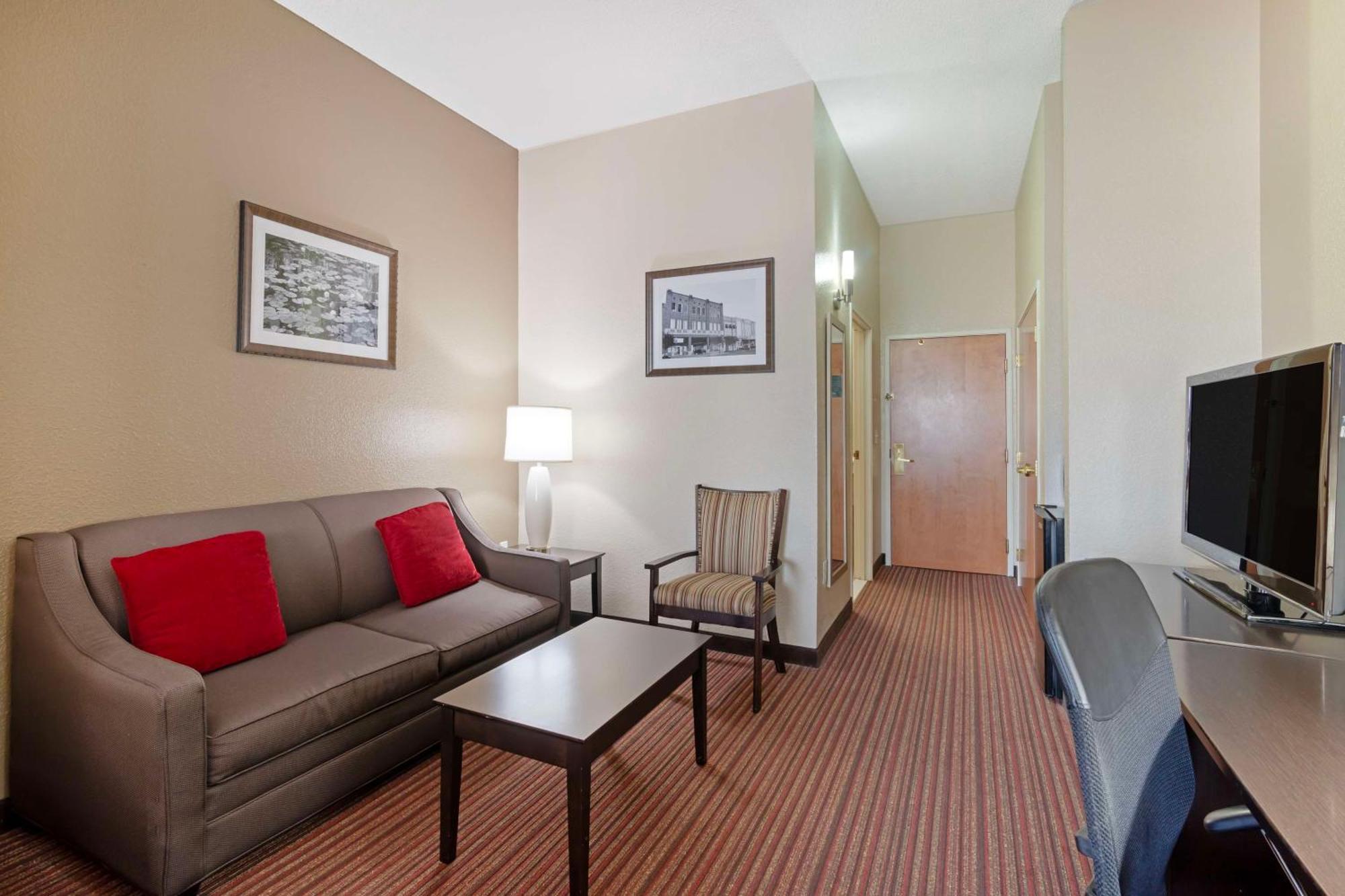Best Western Plus Bradbury Inn And Suites Вейкросс Екстер'єр фото