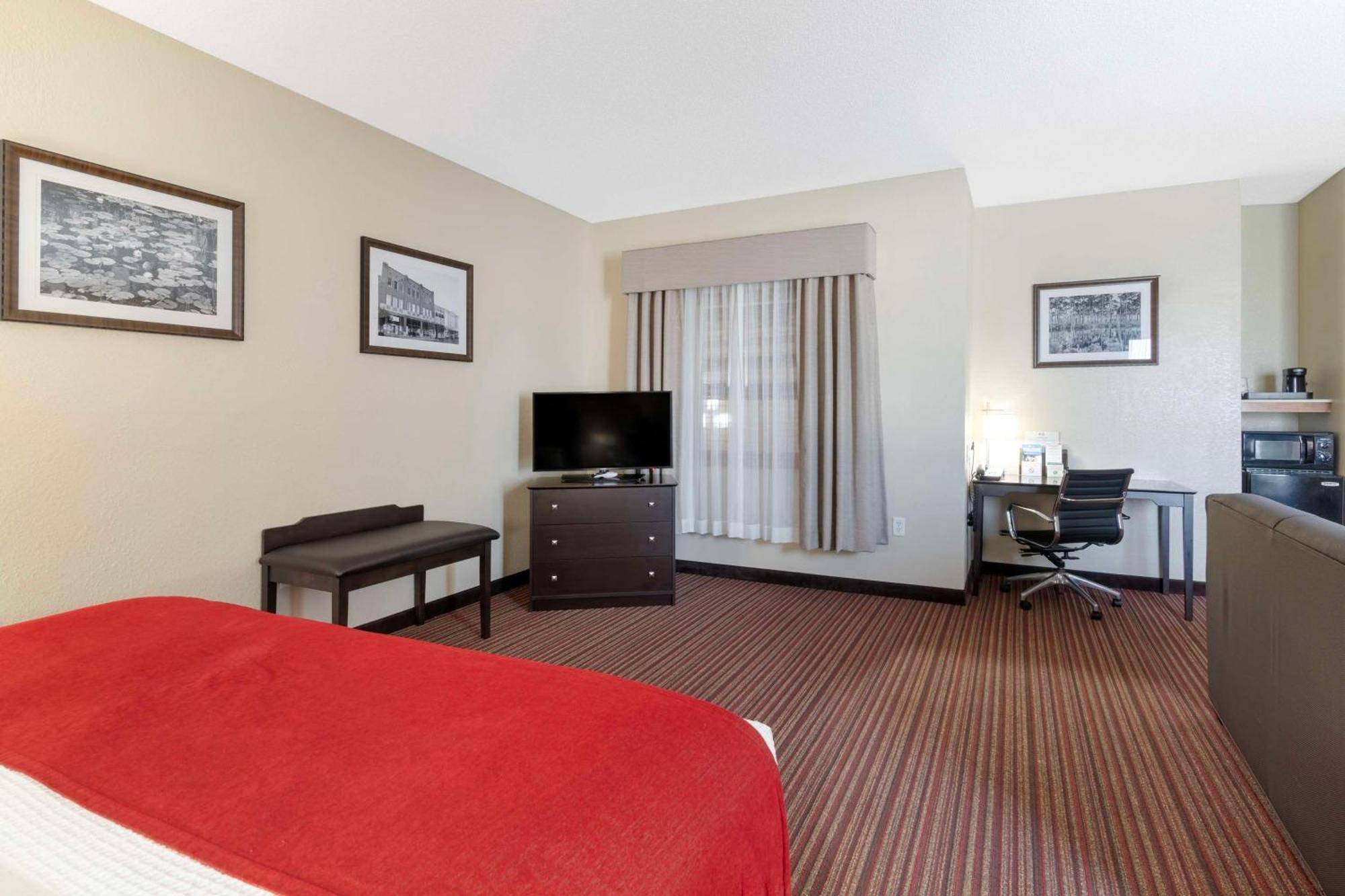 Best Western Plus Bradbury Inn And Suites Вейкросс Екстер'єр фото