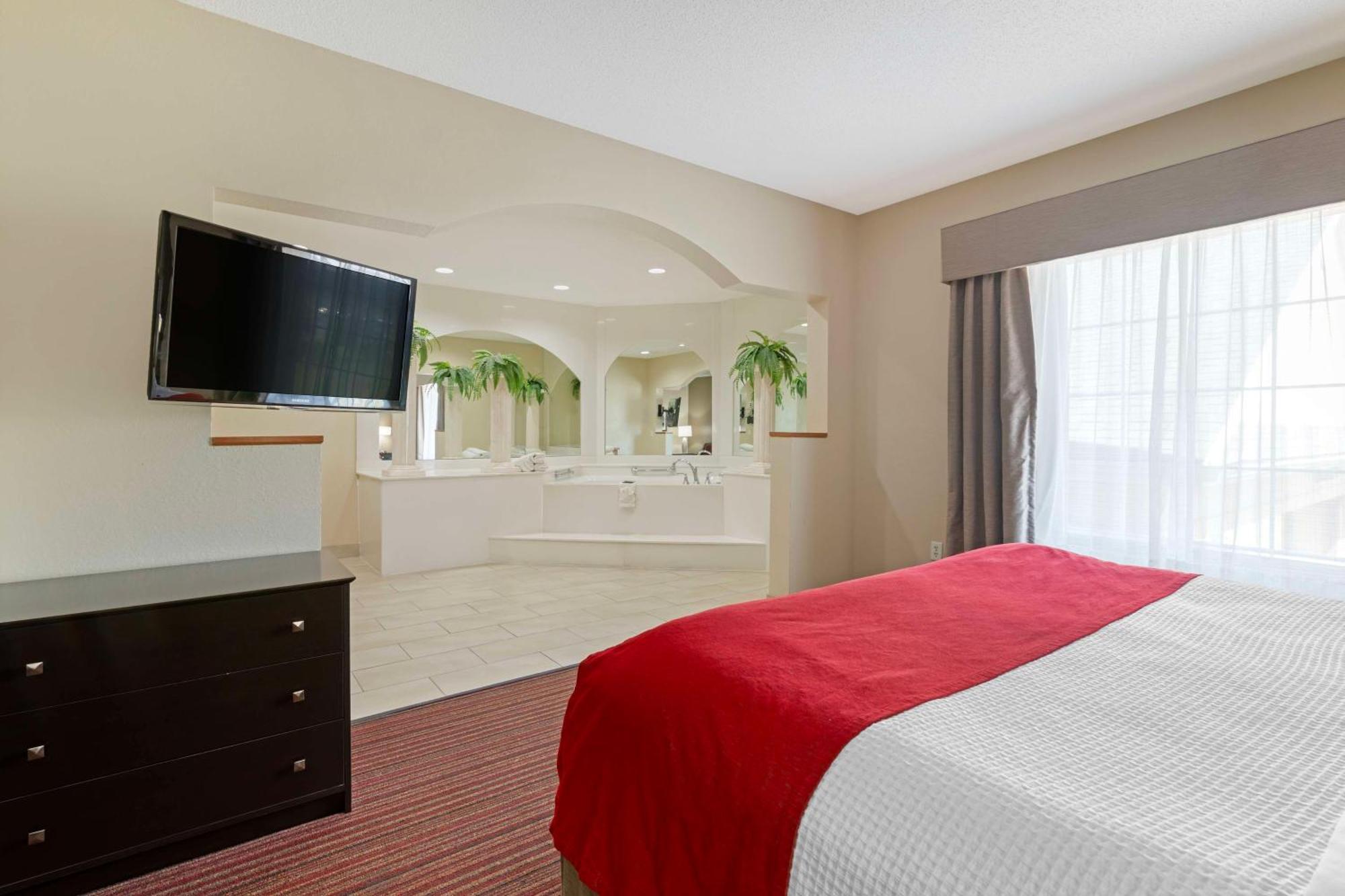 Best Western Plus Bradbury Inn And Suites Вейкросс Екстер'єр фото
