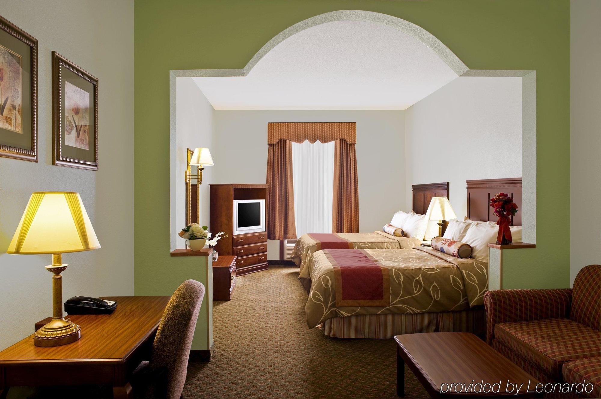 Best Western Plus Bradbury Inn And Suites Вейкросс Номер фото